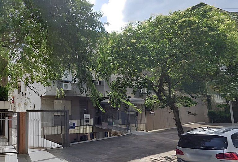 SUPERPRÁTICO-Amplo Apê com Garagem em bairro nobre