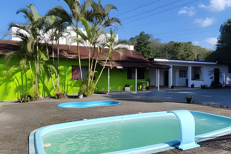 Casa Verde com PiSCiNaS super privativa