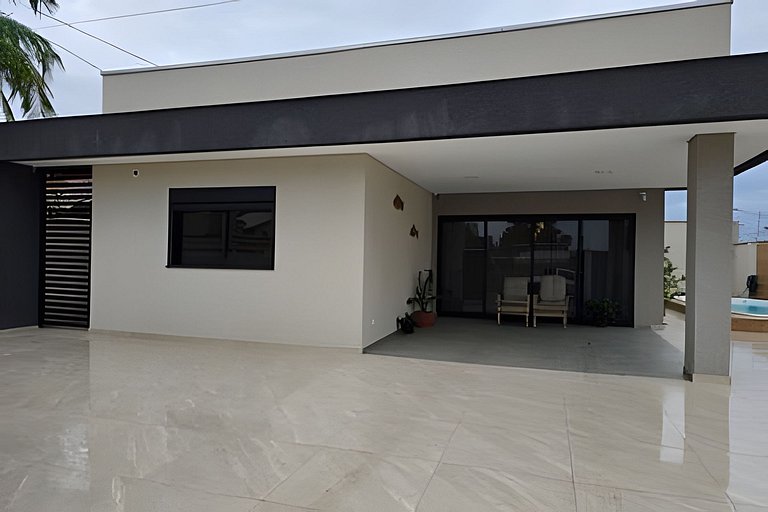 Alto Padrão & Piscina & Tranquilidade em Itapoá