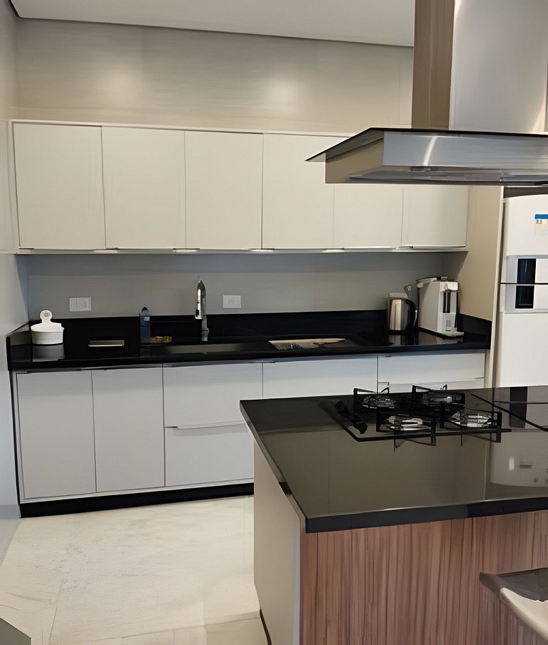 Alto Padrão & Piscina & Tranquilidade em Itapoá