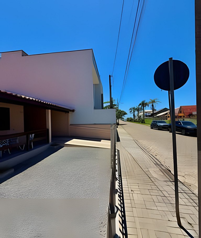 Casa Confortável - 80 metros da Prainha - SFS