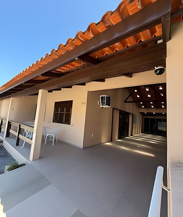 Casa Confortável - 80 metros da Prainha - SFS