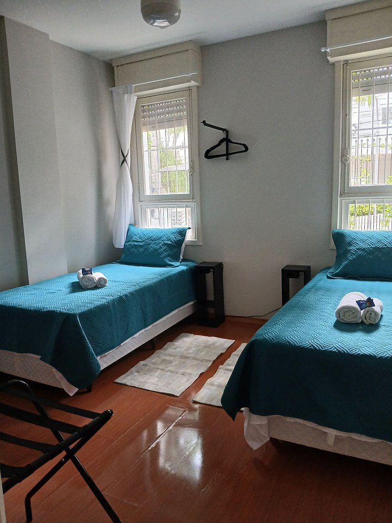 Apê CHARMOSINHO no coração da capital gaúcha